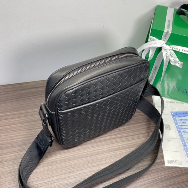 ボッテガヴェネタバッグ内部構造